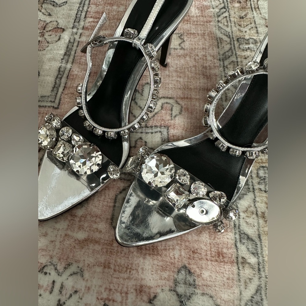 NWOT Retrofete Hanna Gemstone Silver Heels - Picture 4 of 16